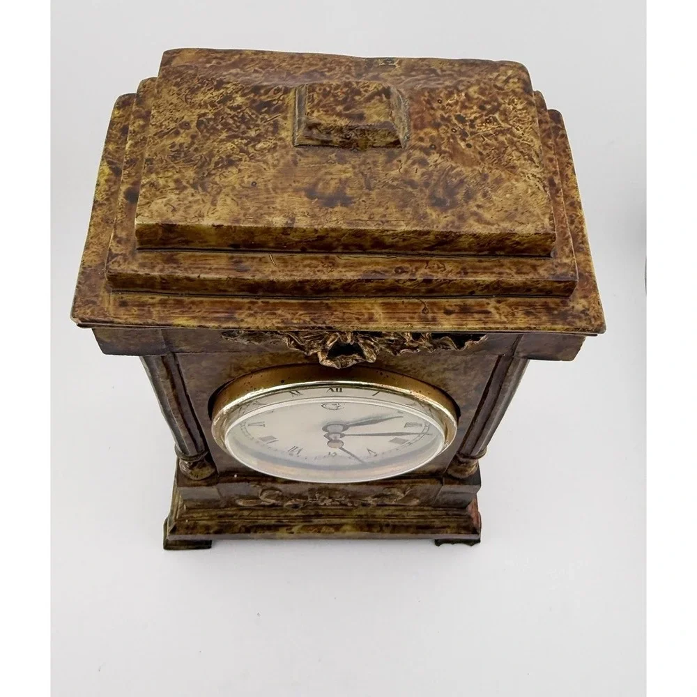 Vintage‎ Mantel Clock Marble Decorative Gold Tone Accents Desktop Tabletop